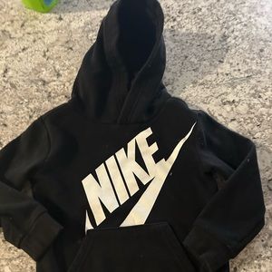 2t/3t Nike hoodie